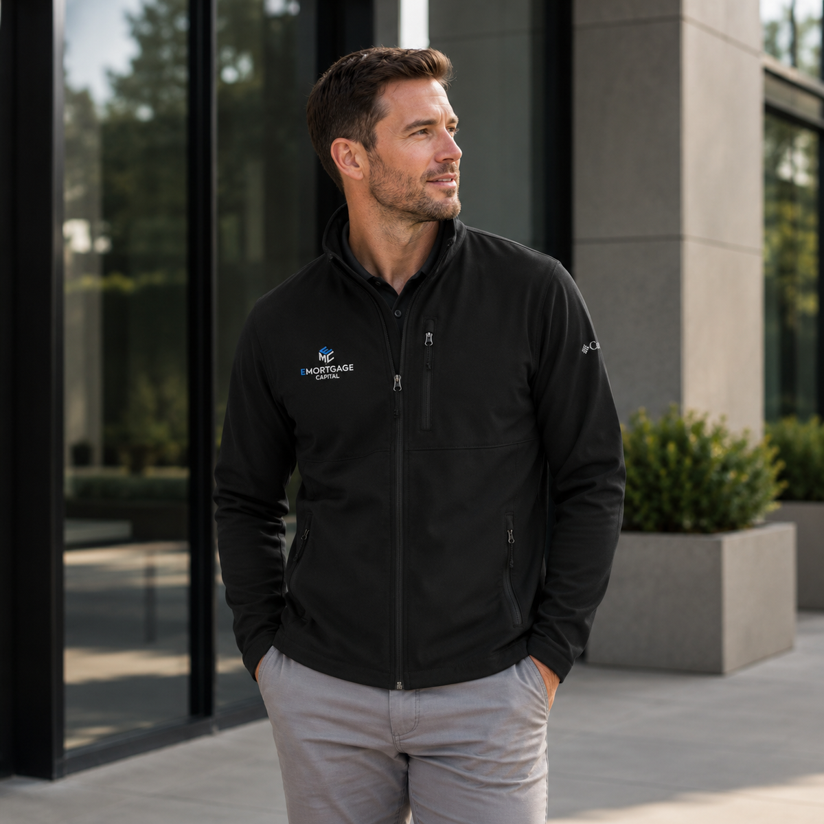 BLACK COLUMBIA SOFT SHELL JACKET